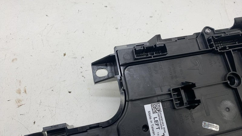 ⭕ 20-23 Model Y Front Left Frunk Low Voltage Body Controller Module 14