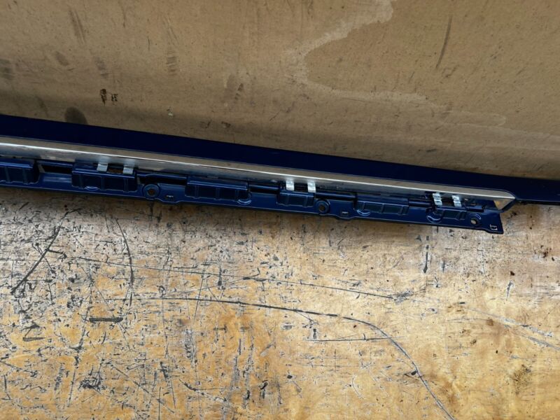 600587400J ⭕ 2012-2020 Tesla Model S Skirt Rocker Molding Sill Panel Left OEM 6005874-00-J