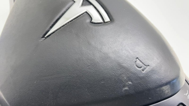 103677801B 2016-2020 Tesla Model X Steering Wheel Airbag Module w/ Retainer Plate Bracket