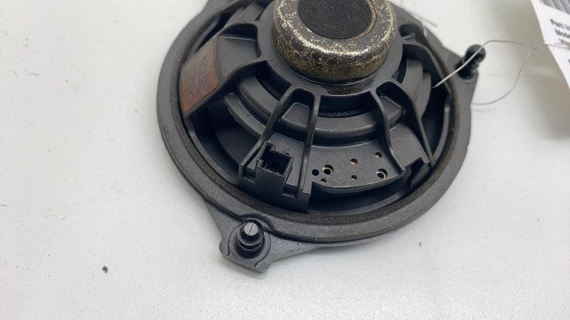 2016 2017 2018 Mercedes-Benz GLE350 Rear Left or Right Door Audio Sound Speaker