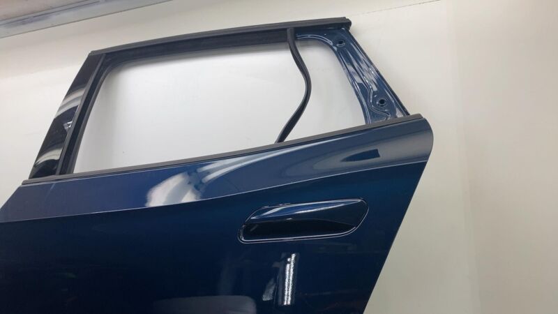 ⭕2023 Volkswagen ID.4 Rear Driver Side Door Shell Panel Cover Left Assembly Blue