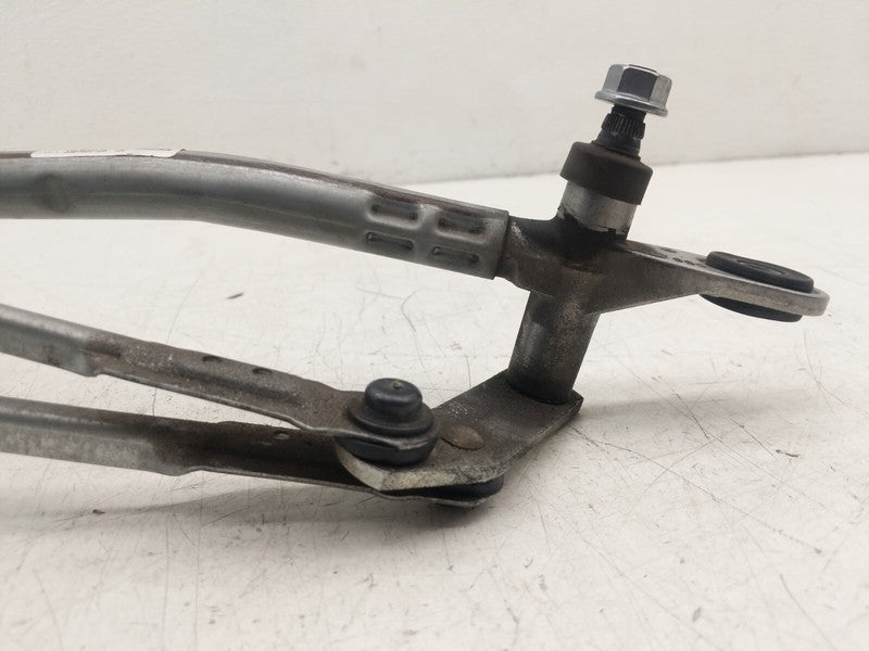 1076725 00 D ⭕ 2017-2023 Model 3 Front Windshield Wiper Motor Linkage Module OEM 1076725-00-D
