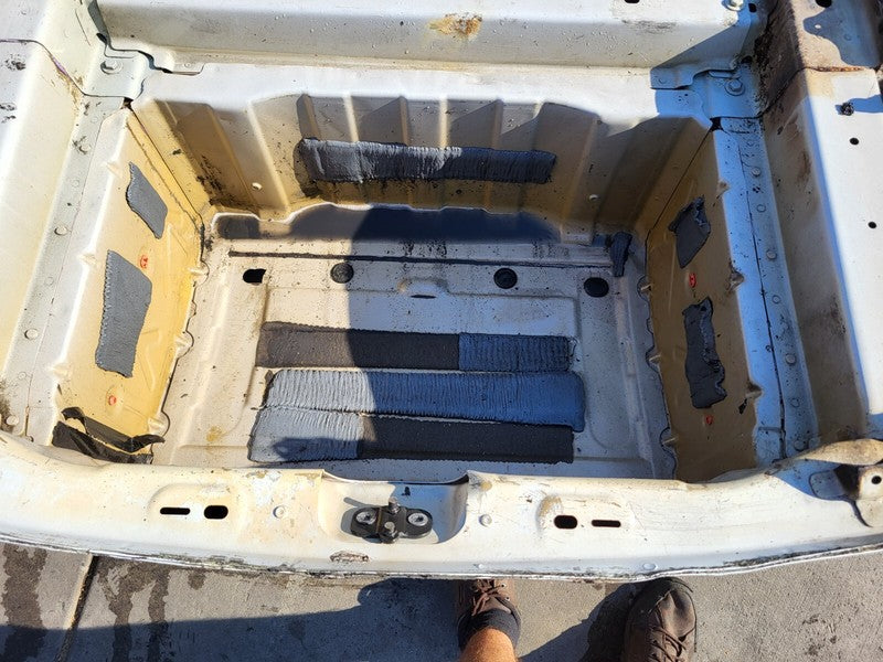 1110880-00-A ⭕ 17-23 Model 3 Rear Body Panel Trunk Floor w/ Upper & Lower Rail 1110880-00-A