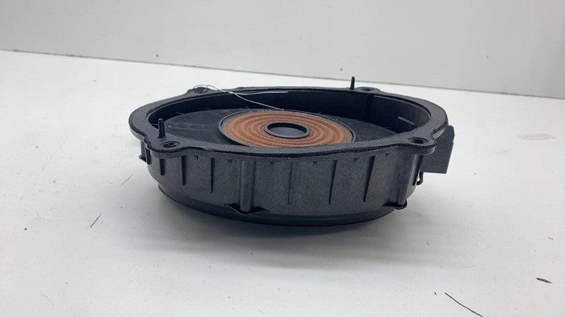 C100001455-F ⭕ 22-24 Rivian R1T R1S Rear Left or Right Door Audio Sound Speaker C100001455-F