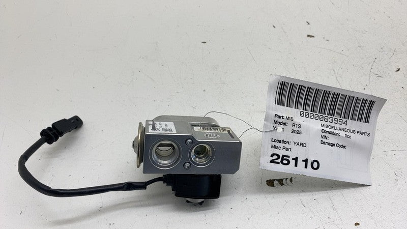 PT01105487 ⭕ 2025 Rivian R1S A/C Air Conditioning Compressor Block Valve Assy PT01105487