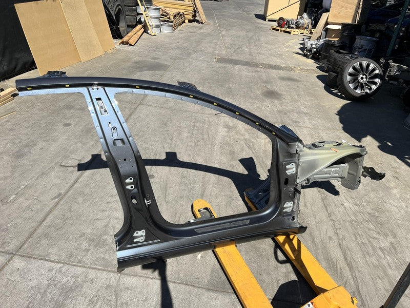 ⭕ 2017-2023 Tesla Model 3 Front Passenger Side Quarter Panel Cut Out Frame Right