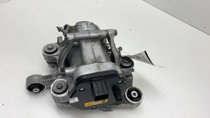 ⭕2022-2024 Rivian R1T Air Conditioning A/C Compressor Pump w/ Bracket 