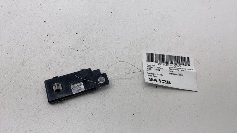 178058000C ⭕ 24-25 Tesla Model 3 Interior End Point Module Booster Universal 1780580-00-C