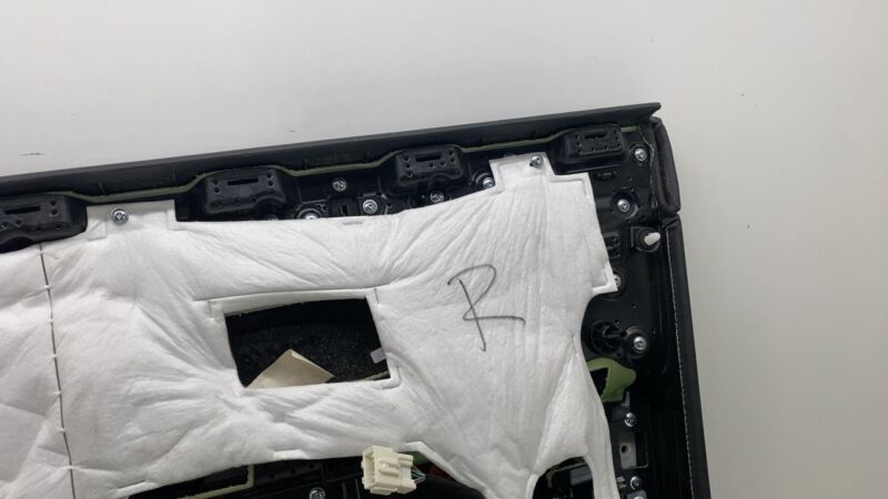 PT00001094 ⭕ 22-24 Rivian R1T R1S Front Driver Left Door Trim Panel Ocean Coast PT00001094