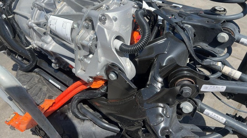 ⭕ 21-23 Model 3 M3 Engine Motor Drive Unit w/ Subframe & Suspension 11