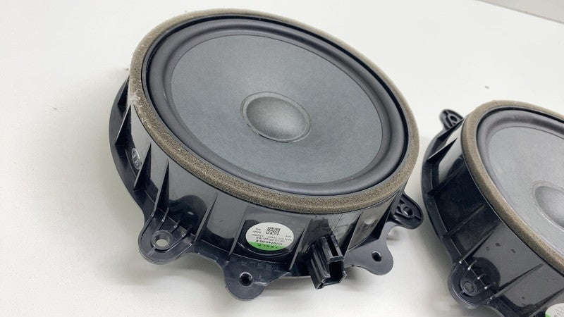 1079744 00 E 2017-2023 Tesla Model 3 Y Front Door Audio Woofer Speaker 200MM Assembly x2 OEM