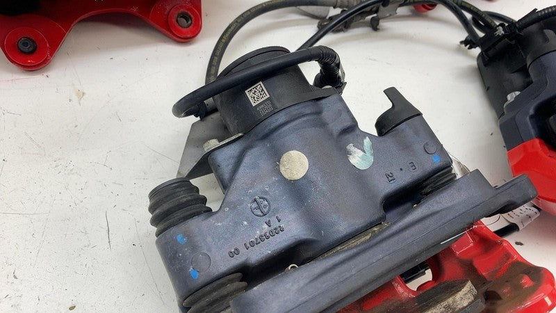 ⭕ 2020-2024 Tesla Model Y Set of 4 Front & Rear Brake Caliper Red Asse