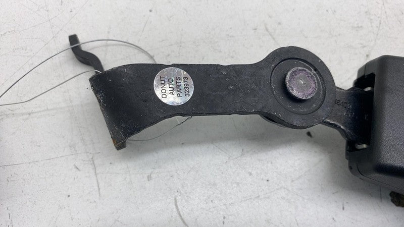 ⭕ 17-20 BMW 540i Rear Driver Side Lower Seat Belt Buckle Receiver Left