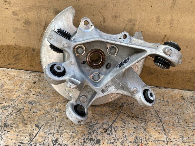 1044416 00 F 17-23 Model 3 Rear Right Side Spindle Knuckle w/ Shield & Wheel Hub 1044416-00-F