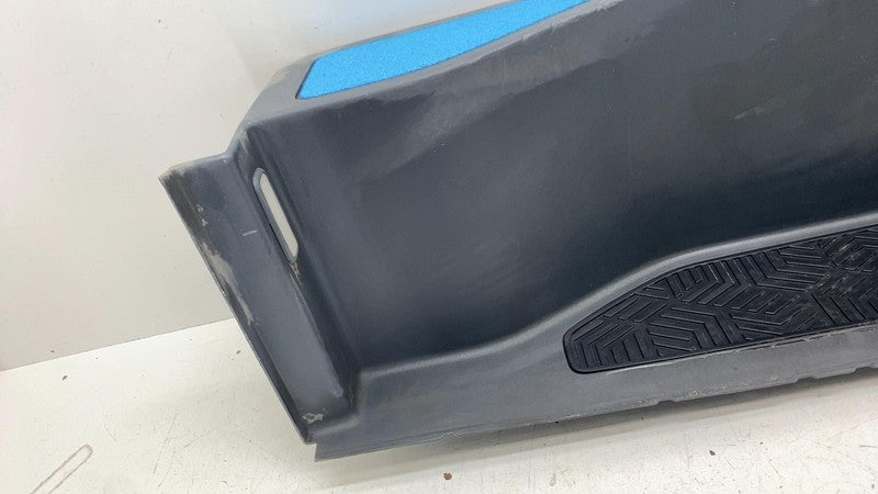 ⭕ 2022 Rivian EDV-700 Amazon Van Passenger Door Step Panel w/ Edge Tri