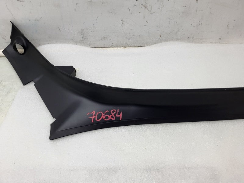 104732100E ⭕16-20 Model X Rear Passenger Side Trunk Liftgate Trough Trim Right 1047321-00-E