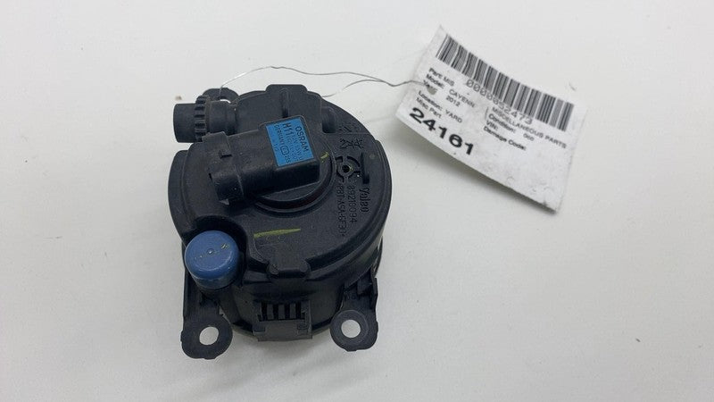 2011-2018 Porsche Cayenne Front Passenger Side Lower Fog Light Foglamp