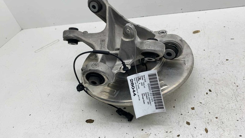 ⭕ 17-23 Model 3 Rear Left Spindle Knuckle w/ Hub (142mm Driven) LH 104