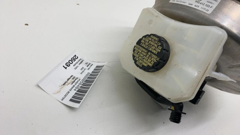 9Y0 612 103 F ⭕ 19-25 Porsche Cayenne Brake Booster w/ Master Cylinder & Reservoir 9Y0612103F