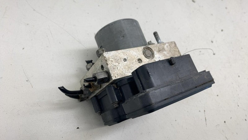 ⭕ 12-20 Tesla Model S Anti-Lock ABS Brake Pump Control Module Unit 103