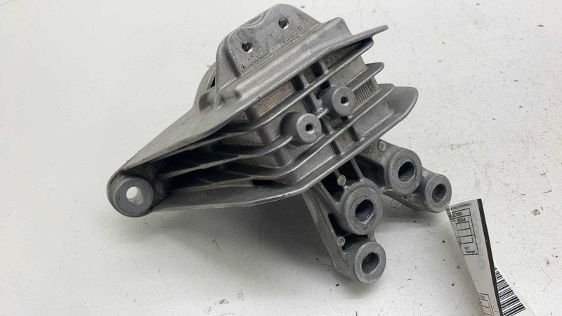 68224746 AD ⭕ 23-25 Chrysler Pacifica Engine Right Frame Mount Support Bracket RH 68224746AD