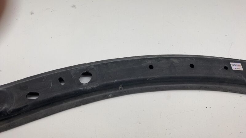 2013-2018 Ford C-Max Engine Mounting Bracket Beam Mount Support Assembly