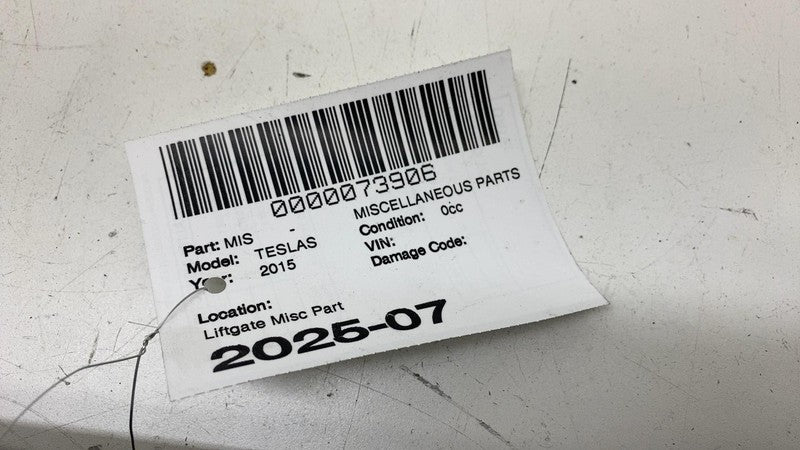 ⭕ 12-23 Model S Rear Center High Mounted Stop Light Third 3rd Brake 60