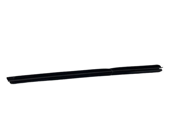 ⭕ 14-20 Maserati Ghibli Front Left or Right Door Window Inner Weatherstrip Seal