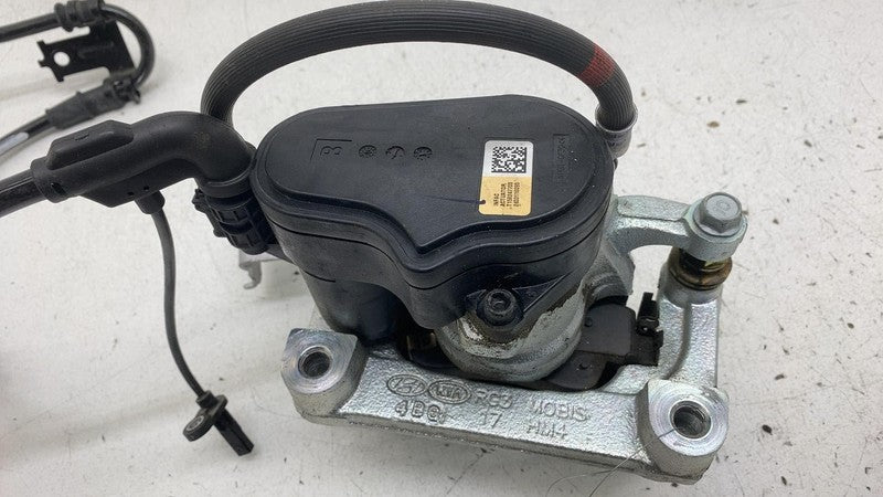 T158247700 2022 2023 2024 Kia EV6 Rear Passenger Side Caliper w/ Brake Hose Line Right RH