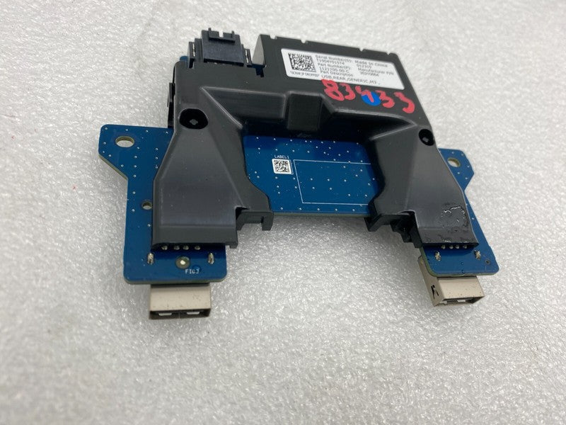112170000C ⭕ 17-23 Tesla Model 3 Rear Generic USB/AUX Control Unit Hub Module 1121700-00-C