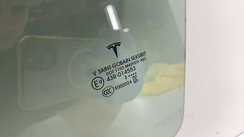 E9 43R-014553 ⭕ 2020-2024 Tesla Model Y MY Rear Driver Side Door Window Glass Left LH Assembly