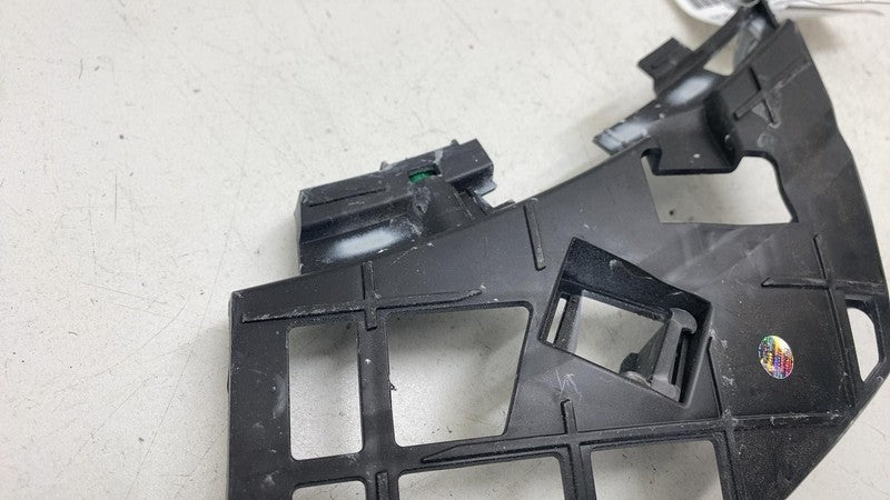 31663665 ⭕2021-2025 Polestar 2 Front Passenger Side Bumper Support Bracket Right 31663665
