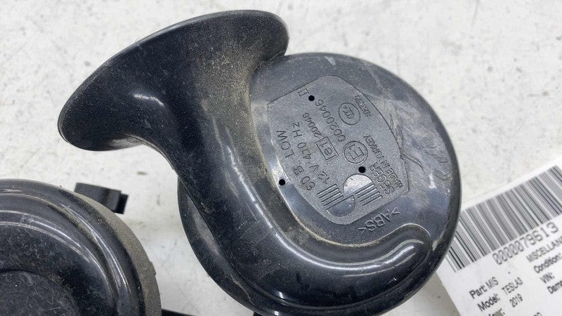 148694300A ⭕ 2017-2023 Tesla Model 3 M3 High + Low Pitch Tone Horn w/ Bracket 1486943-00-A