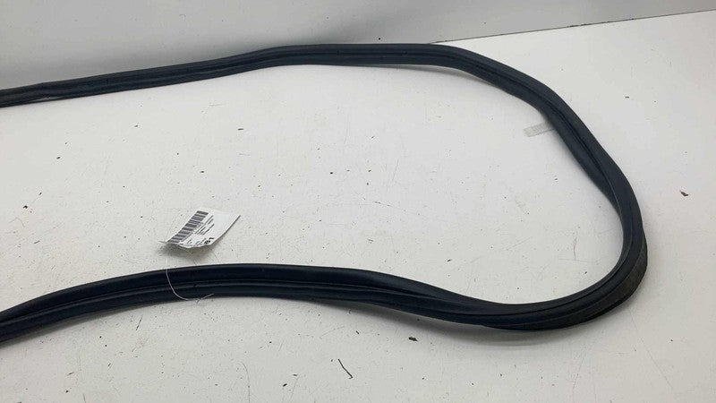 ⭕ 2014-2017 Land Range Rover Sport Rear Liftgate Trunk  Weatherstrip R