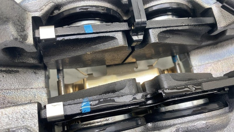 ⭕ 2025 Chevrolet Silverado 1500 Front Left Brake Caliper w/ Hose Line 