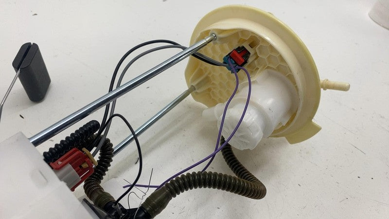 ⭕ 19-25 RAM 1500 3.0L Turbo Engine Gasoline Gas Fuel Pump Unit Assy 68