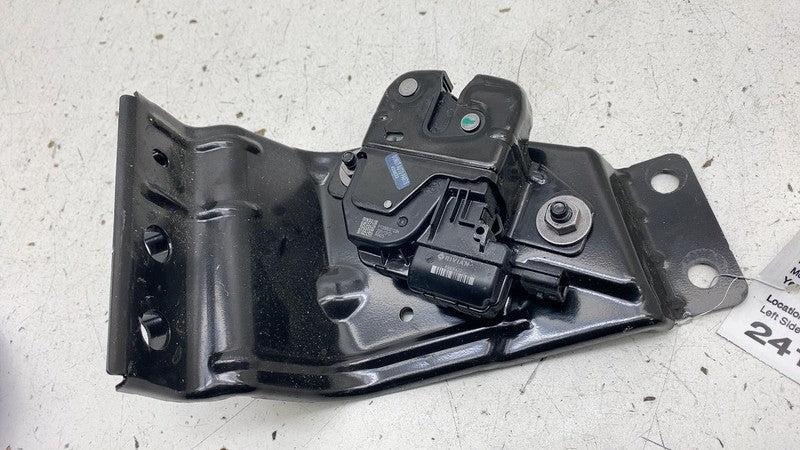 2022 2023 2024 Rivian R1S Rear Driver Side Liftgate Latch Lock Actuato
