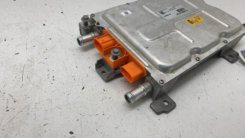 PT00001573 F 2022-2024 Rivian R1T R1S Front DC to DC Power Converter Control Module Unit OEM