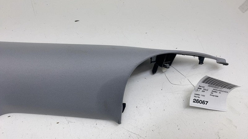⭕ 24 25 Model 3 Passenger Upper Rail Trim Providence Cover Right 17718