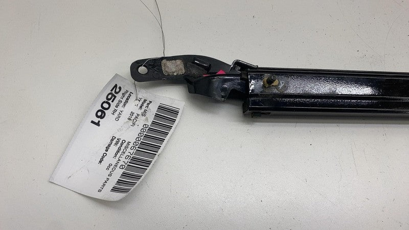 ⭕ 2017-2025 Chrysler Pacifica Rear Right Slide Door Center Roller Track Rail RH