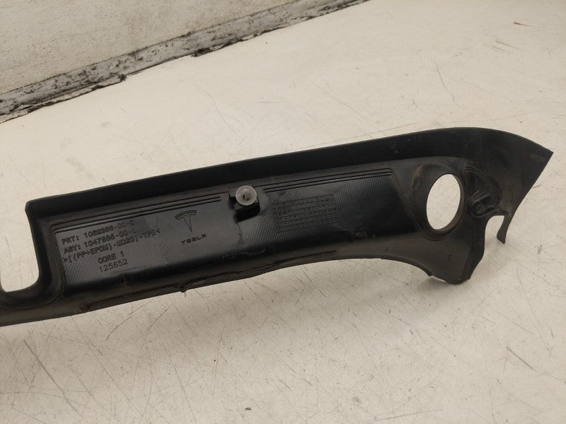 ⭕ 16-20 Model X MX Rear Center Tailgate Liftgate Upper Trim Molding 10