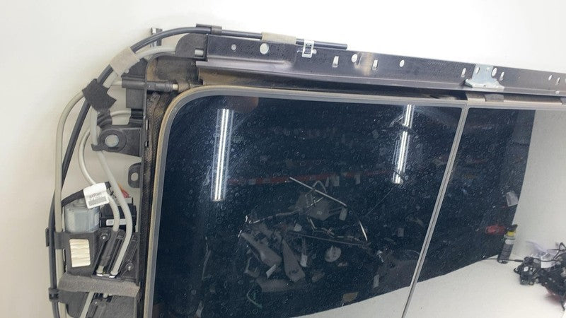 ⭕ 2017-2024 Chrysler Pacifica Upper Roof Sunroof Moonroof Glass Assembly OEM