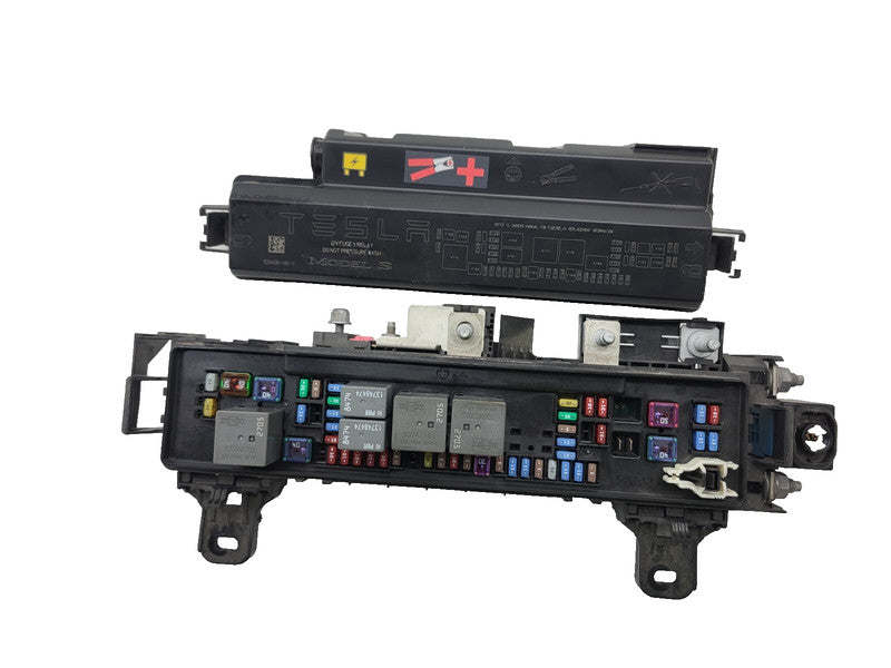 ⭕ 16-20 Model S Front Trunk Frunk Engine Bay Fuse Box 12V + Cover 1034405-00-F