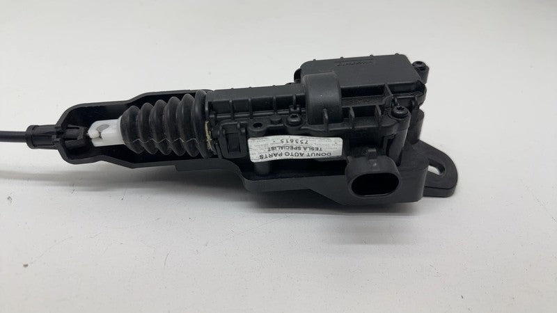 150039700F ⭕ 2021-2025 Model S Hood Latch Double Pull Single Actuator w/ Cable 1500397-00-F