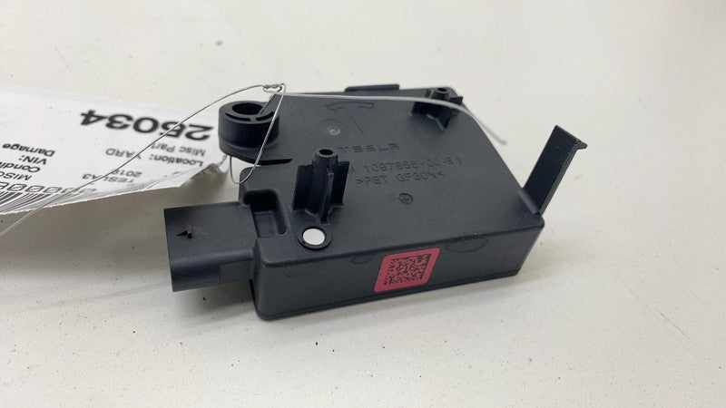⭕ 17-23 Tesla Model 3 Rear Bumper BCM Computer Body Control Module 109