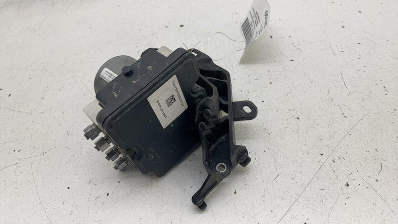 104474500B ⭕ 2020-2023 Tesla Model 3 Anti-Lock ABS Brake Pump Module Assembly 1044745-00-B