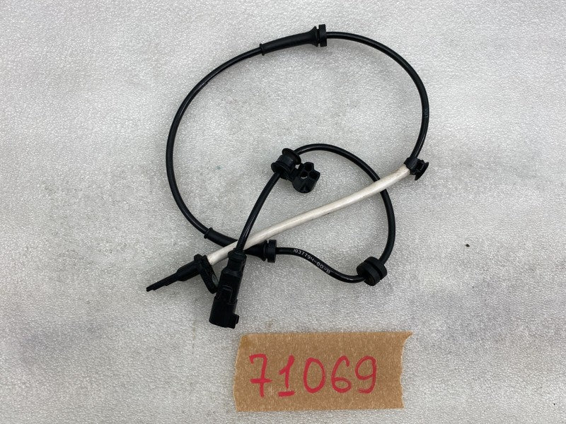 103779400B ⭕12-20 Model S Front Anti-Lock Brake Intelligent Wheel Speed Sensor 1037794-00-B