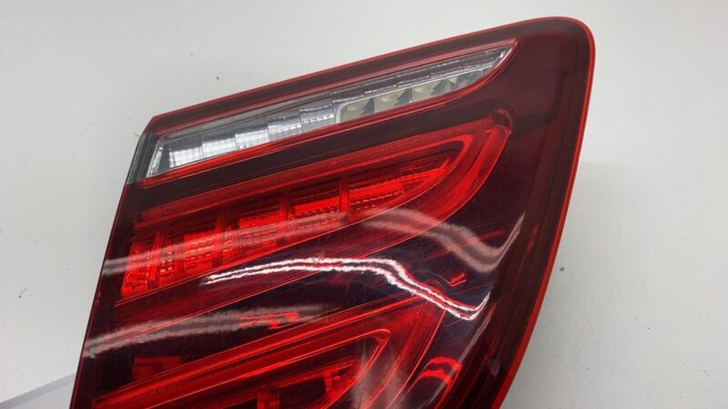 A 166 906 60 02 2016-2019 Mercedes-Benz GLE350 Rear Passenger Left Inner Tail Light Lamp Right