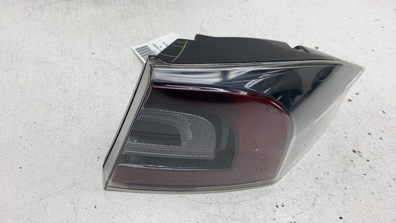 ⭕ 2012-2022 Tesla Model S Rear Taillight LED Outer Tail Lamp Right 600