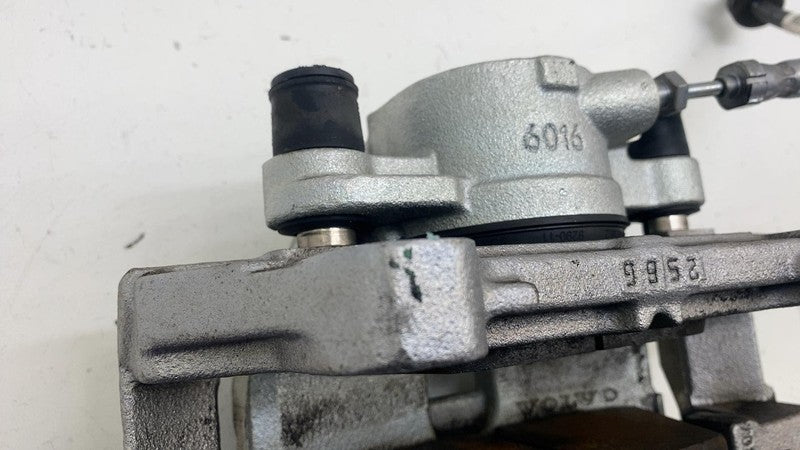 32300769 ⭕ 2021-2023 Polestar 2 Front Passenger Right Brake Caliper w/ Hose Line 32300769